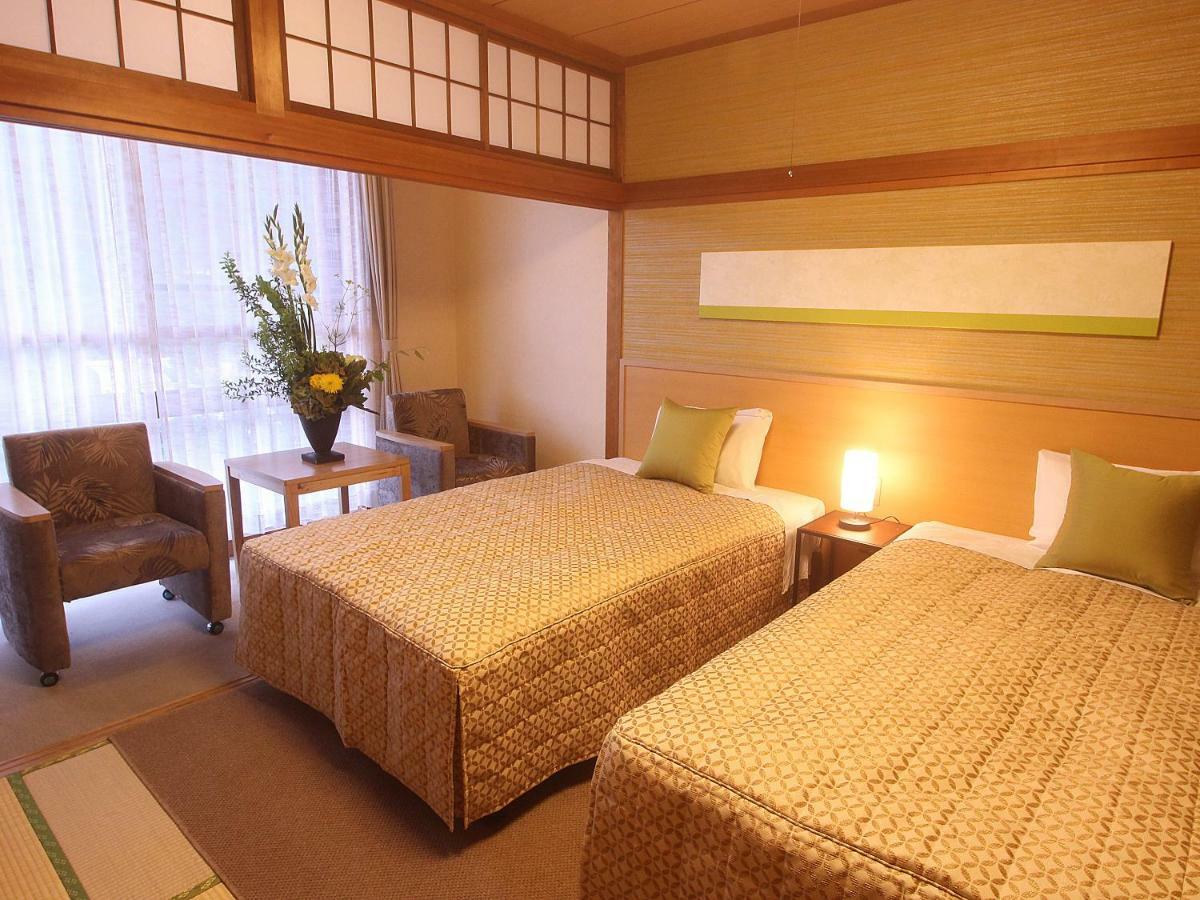 Hotel Wellness Suzukaji Komono Bagian luar foto